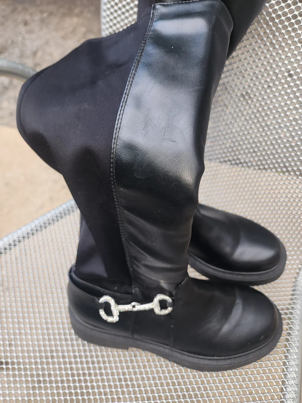 Rouge! Women's Over-the-Knee Black Leather Boots